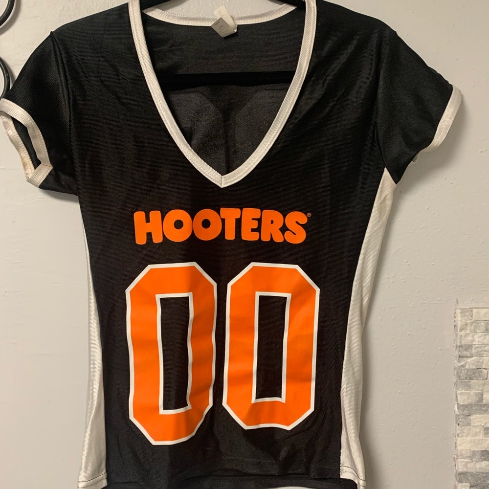 Authentic Hooters jersey